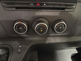 Renault Master 33kWh ZE 57kW L2 laadbak picture 21