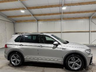 Volkswagen Tiguan 1.5TSI 110kW Automaat ACT Highline Business R picture 2
