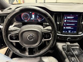Volvo V-60 2.0T6 Recharge 186kW AWD R-Design picture 37