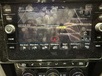 Volkswagen Passat 1.5TSI 110kW Automaat Highline Business R Pano picture 17