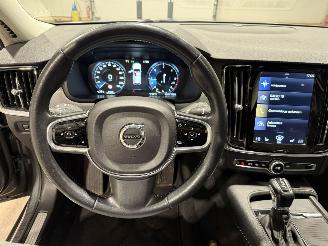 Volvo V-90 2.0D3 110kW Automaat Pano Momentum picture 14