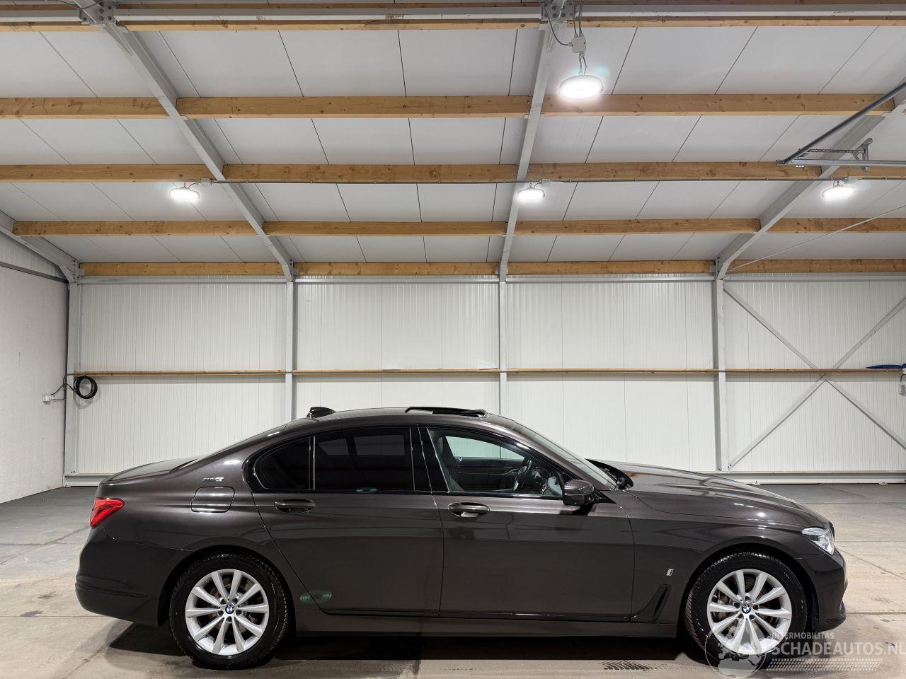 BMW 7-serie 740e 190kW Automaat Schuifkantel iPerformance High Executive Luchtvering