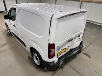 Citroën Berlingo 1.5BlueHDI 75kW Airco S&S L1 picture 17