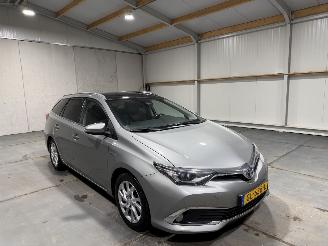 Toyota Auris Touring Sports 1.8Hybrid 73kW Automaat Panoramadak Camera Lease Pro picture 3