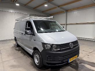 Volkswagen Transporter 2.0TDI 84kW L2 Highline picture 3