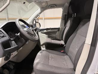Volkswagen Transporter 2.0TDI 84kW L2 Highline picture 28
