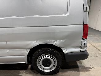 Volkswagen Transporter 2.0TDI 84kW L2 Highline picture 23
