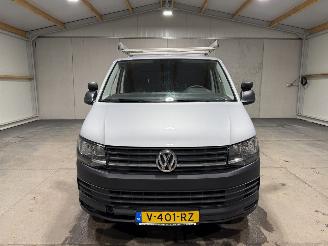 Volkswagen Transporter 2.0TDI 84kW L2 Highline picture 4