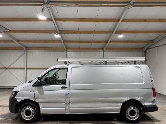 Volkswagen Transporter 2.0TDI 84kW L2 Highline picture 8