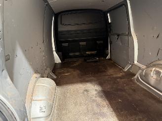 Volkswagen Transporter 2.0TDI 84kW L2 Highline picture 33