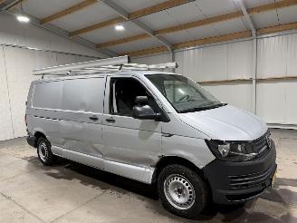 Volkswagen Transporter 2.0TDI 84kW L2 Highline picture 2