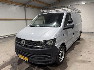 Volkswagen Transporter 2.0TDI 84kW L2 Highline picture 10