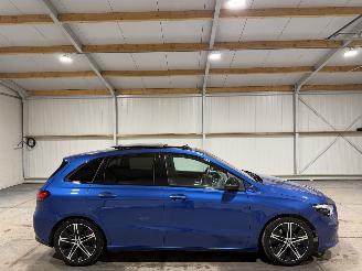 Schadeauto Mercedes B-klasse 180 100kW Automaat Luxury Line Pano 2024/1