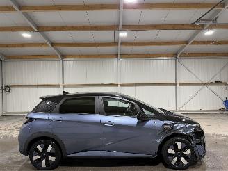krockskadad bil auto BYD Dolphin 60.4kWh 150kW Design 2024/4