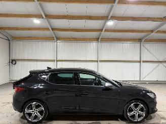 Schadeauto Seat Leon 1.0eTSI 81kW Automaat Business Intense FR 2023/11