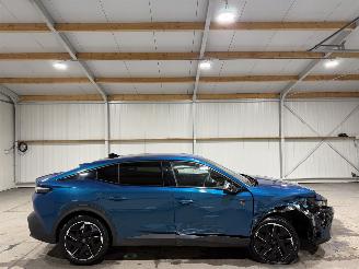 krockskadad bil auto Peugeot 408 1.2PT 96kW Automaat GT130 EAT8 2023/6