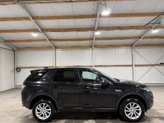 Schadeauto Land Rover Discovery Sport 2.0TD4 110kW Automaat Urban Series SE Pano 2017/10