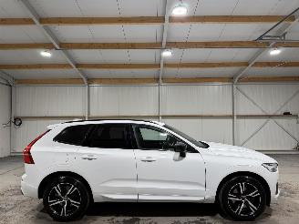Vaurioauto  passenger cars Volvo Xc-60 2.0T5 184kW AWD Inscription Pano 2018/8