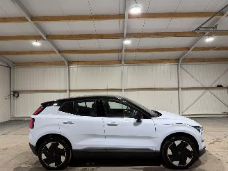 skadebil auto Volvo EX30 69kWh 200kW Single Motor Extended Range Plus 2024/11