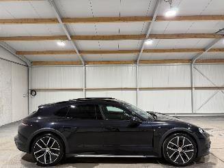 krockskadad bil auto Porsche Taycan Cross Turismo 4 105kWh AWD 320kW Luchtvering Pano 2024/8