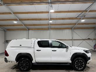 danneggiata veicoli commerciali Toyota Hilux 2.8D-4D 150kW Automaat Double Cab Invincible 2023/4