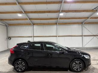 krockskadad bil auto Volvo V-40 1.5T2 90kW Automaat Momentum 2016/6