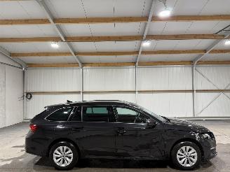skadebil auto Skoda Octavia 1.5TSI MHEV 85kW Automaat Business Edition 2025/10