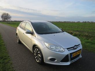 Ford Focus 1.0 101 pk Eco Boost  5drs Navigatie Airco  2013 picture 15