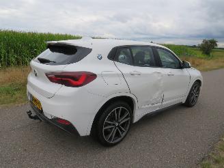 Schadeauto BMW X2 SDRIVE18I  136 pk  Automaat  42.000km M High Executive 2021 4x4  ] s[plinter nieuw 2021/5