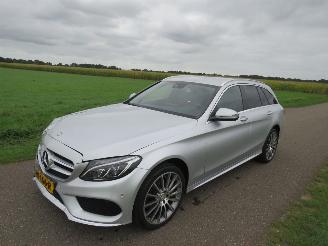 uszkodzony samochody osobowe Mercedes C-klasse 350e Automaat AMG  Estate Elektrisch/Benzine 211pk Camera leer vol Optie  65.000 nieuw 2015/12