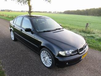 Coche accidentado BMW 3-serie 318 D 116 pk  2002 Navigatie Airco  Sedan 2002/9