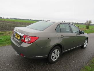 škoda osobní automobily Chevrolet Epica 2.5  156pk Executive  6 Cilnder Automaat   Sedan Leer Splinter nieuwe Apk 2006/11