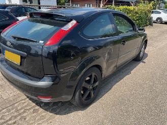 Ford Focus 2.0-16v rally picture 5