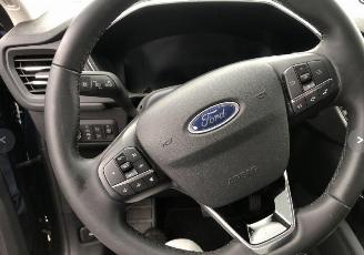 Ford Kuga 2.5 PHEV Titanium picture 15