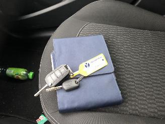 Peugeot 208 208 1.2 PureTech Active picture 12