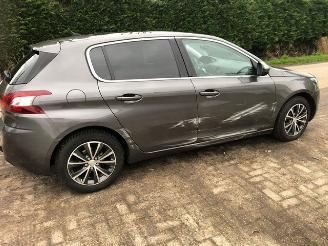 Peugeot 308 automaat picture 4