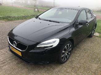 škoda osobní automobily Volvo V-40 1.5 T3 Polar+ Sport 2019/8