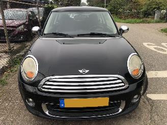 damaged passenger cars Mini One MINI 3-Deurs 1.6 One MINIMALIST 2013/10