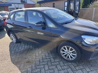 Schadeauto BMW 2-serie 218i active tourer 2017/12