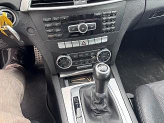 Mercedes C-klasse 200 cdi picture 9