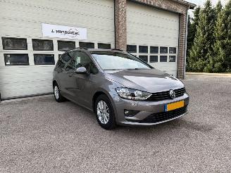 krockskadad bil auto Volkswagen Golf Sportsvan 1.2 TSI Highline Automaat Navi Clima Cruise 2015/7