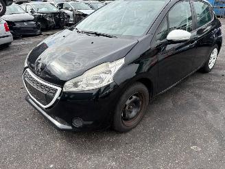 Autoverwertung Peugeot 208  2014/1