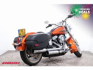 Harley-Davidson  107 FLDE Softail Deluxe 5HD Jekill & Hyde ABS LED 18.643 km! picture 3
