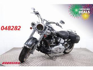 Vaurioauto  motor cycles Harley-Davidson  FLSTN Softail Deluxe Vance & Hines 2007/1