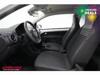 Volkswagen Up! 1.0 Move Up! Airco Bluetooth 21.531 km! picture 17