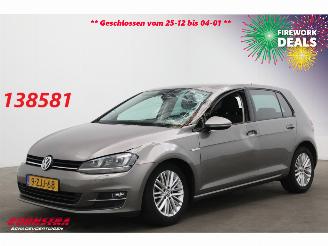 krockskadad bil auto Volkswagen Golf 1.4 TSI CUP Edition Xenon Navi Cruise Clima PDC 2015/1