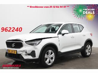 skadebil auto Volvo XC40 2.0 B3 Core Navi Clima Carplay Sportzetels 2022/10