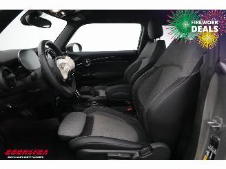 Mini Cooper SE Camden Edition 33 kWh LED Navi Clima Cruise SHZ PDC picture 16