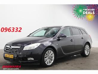 Unfallwagen Opel Insignia Sports Tourer 1.4 Turbo EcoFLEX Cosmo Navi Clima Cruise PDC AHK 2012/5