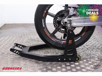 KTM  990 SuperDuke picture 15